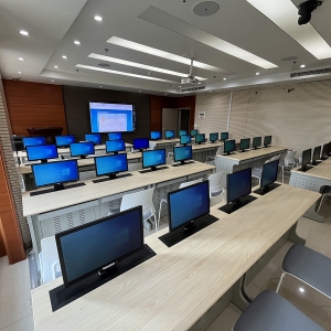 中南大學***學院智慧無紙化教室